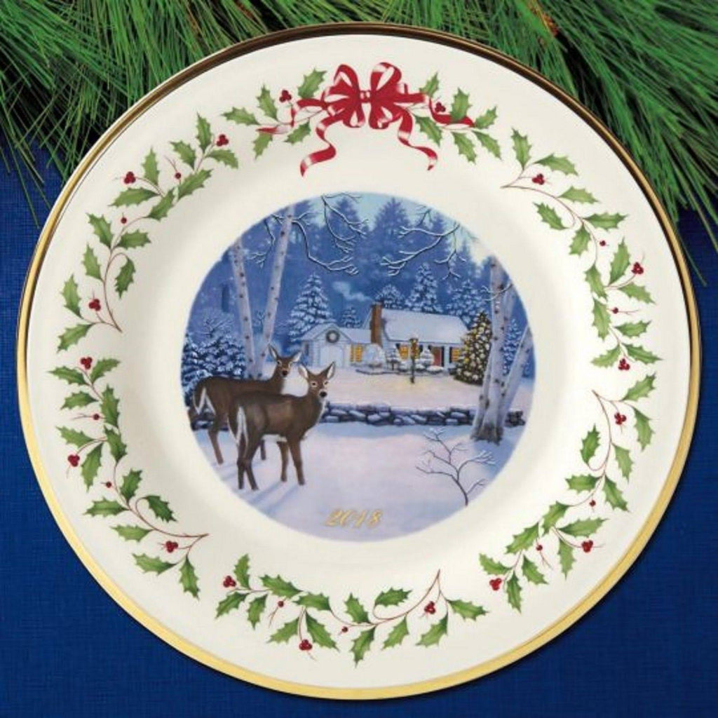 Outdoor Cabin Holiday Plate F510