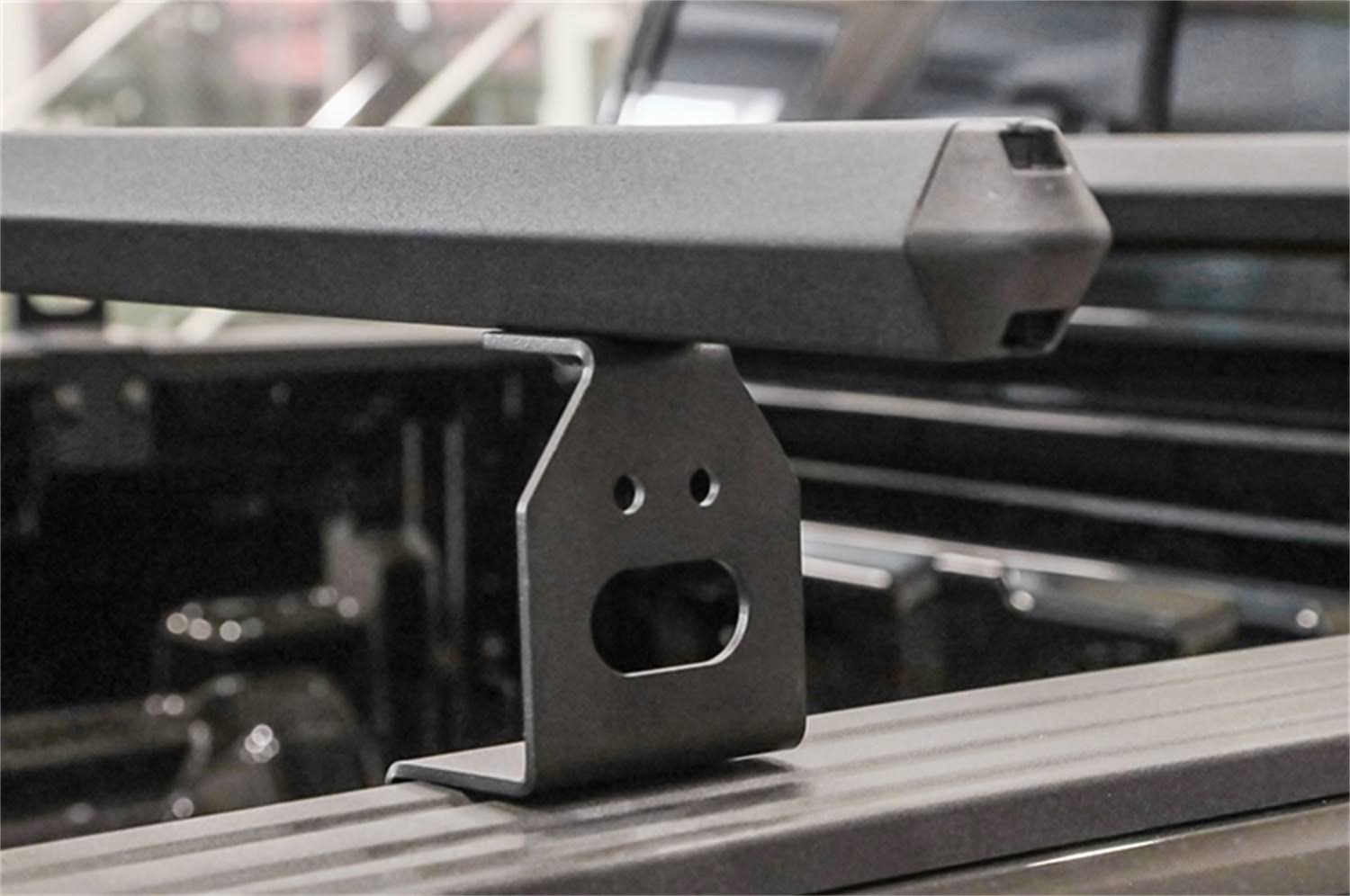 Universal Hex Cross Rail I99906