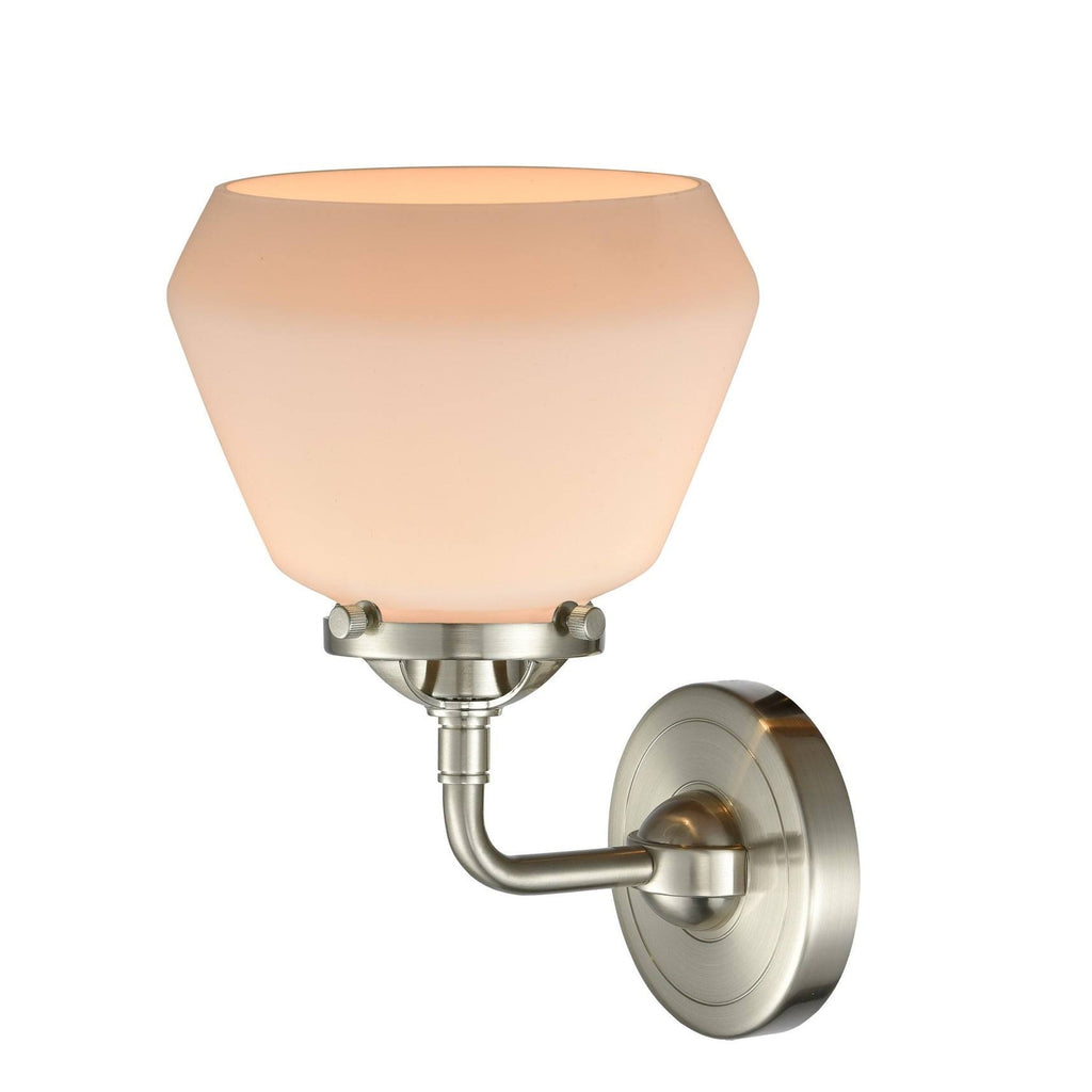 1 Light Sconce M536