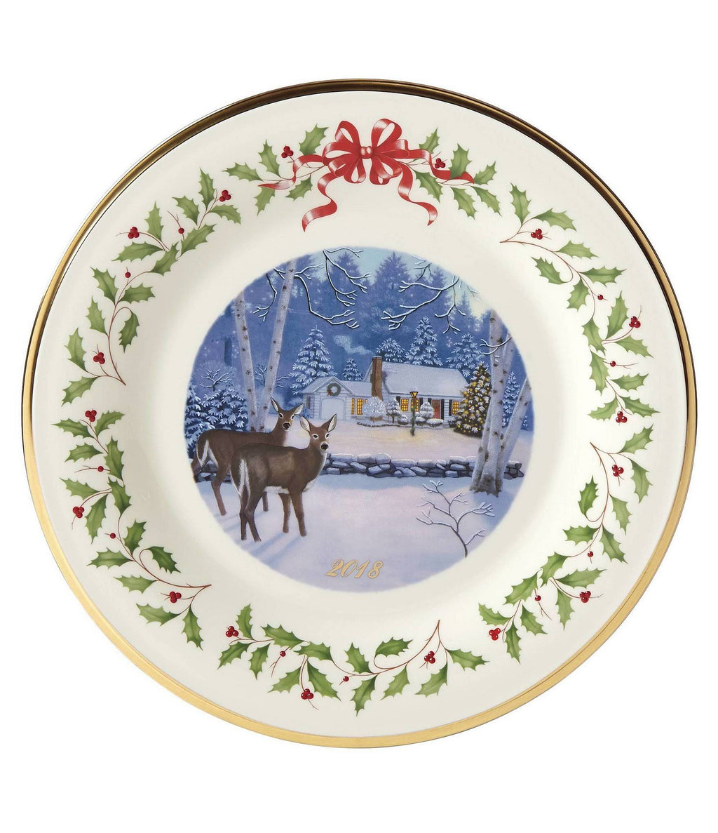 Outdoor Cabin Holiday Plate F510