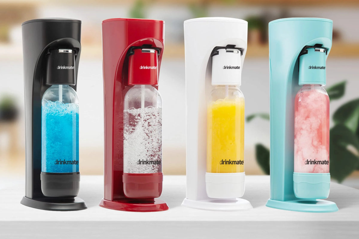 Sparkling Water and Soda Maker with 60L CO2 Cylinder, Two Carbonation Bottles, and Fizz Infuser A122
