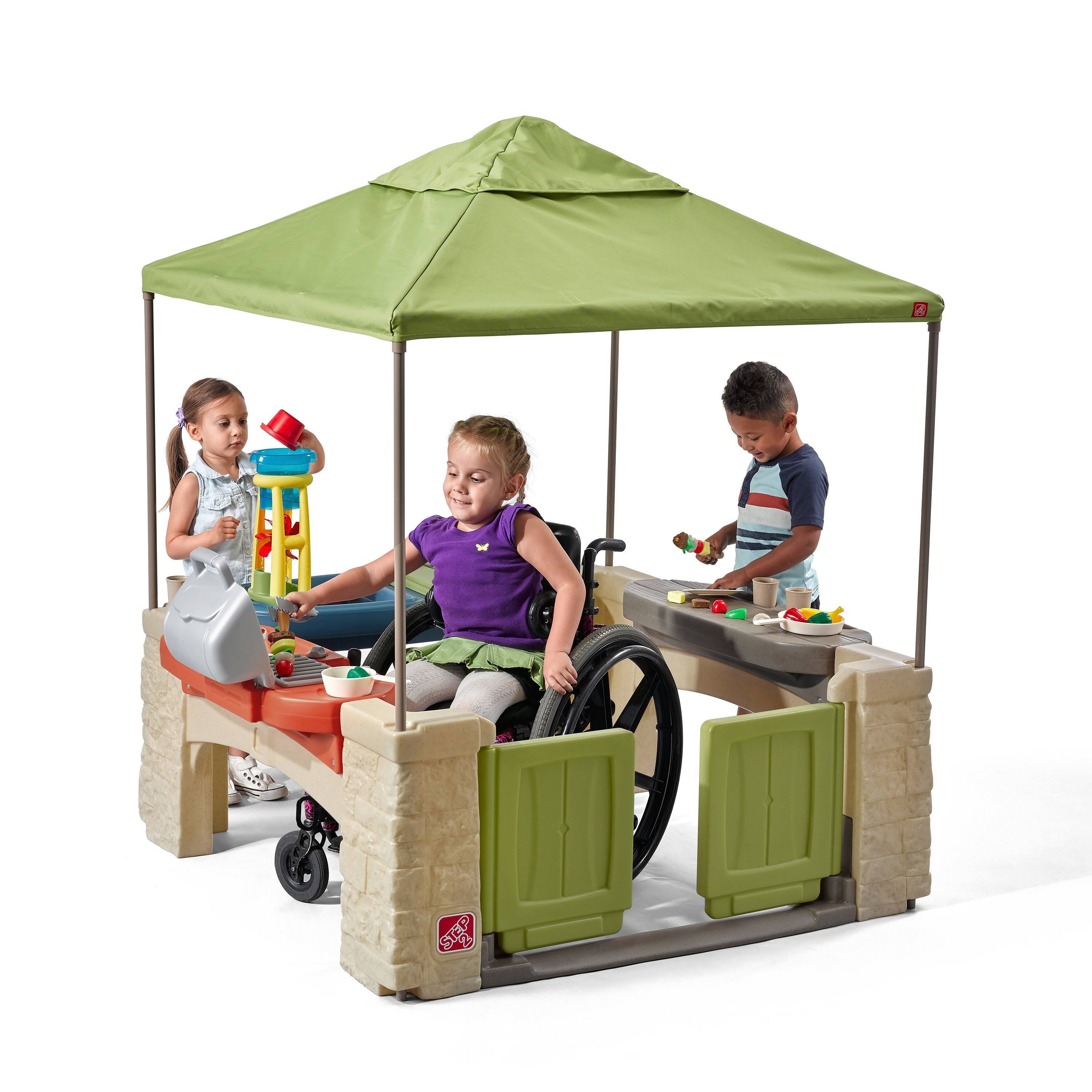 Patio with Canopy R3914