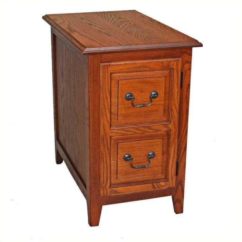 Medium Oak Shaker Cabinet End Table C580471