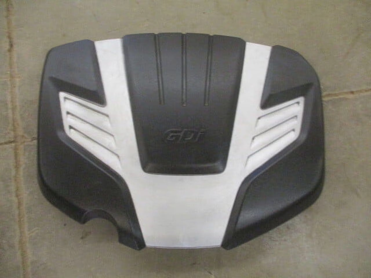 Engine Cover L533574