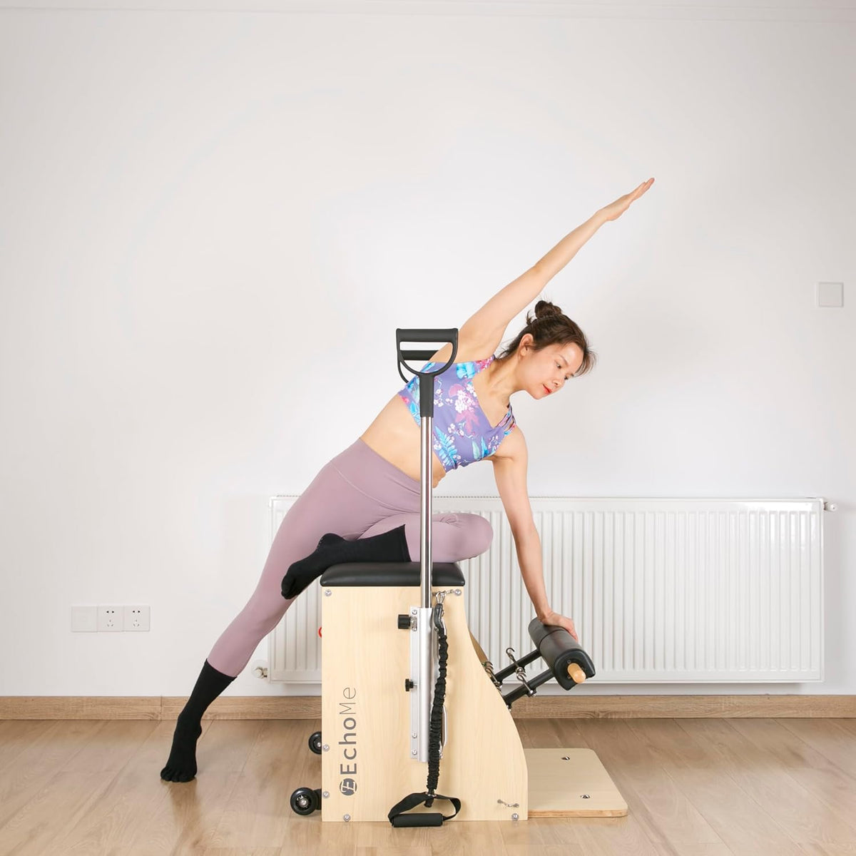 Split-Pedal Stability Pilates Chair with Handles O7597