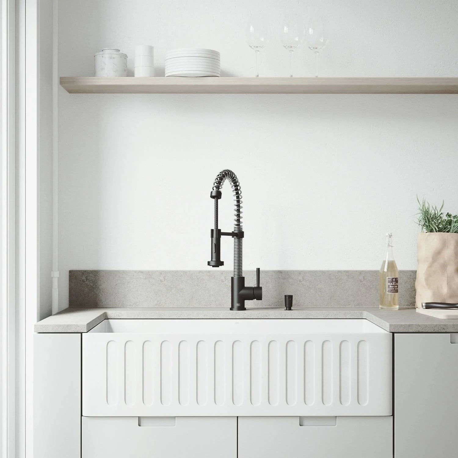 Matte Stone Farmhouse Kitchen Sink Set with Edison Faucet in Matte Black S341