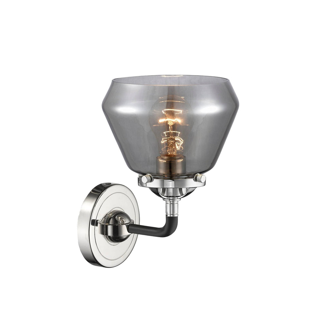 1 Light Sconce M536