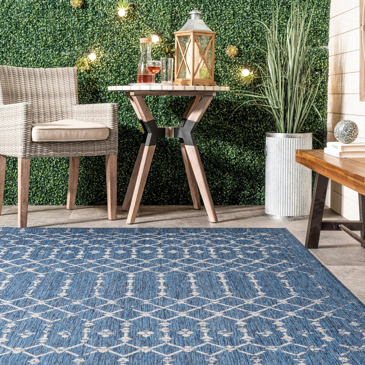 Charcoal Grey Moroccan Trellis Area Rug M5672