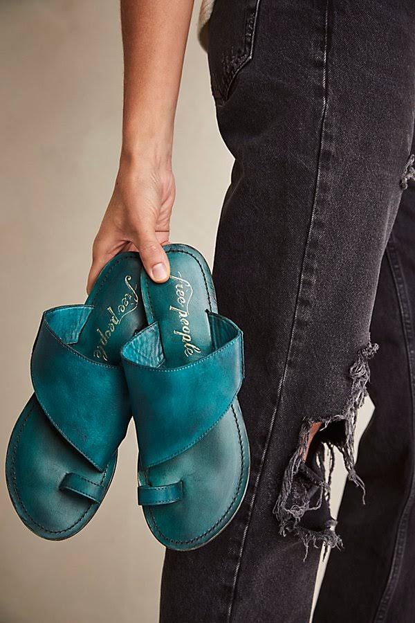 Blue Slide Y211