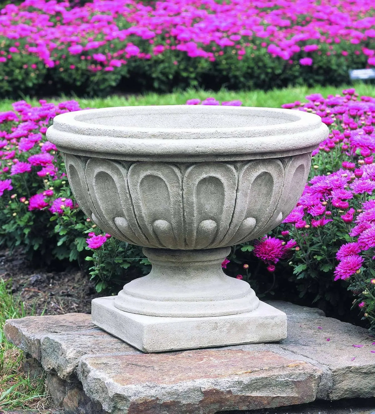 Fluted Urn W19282