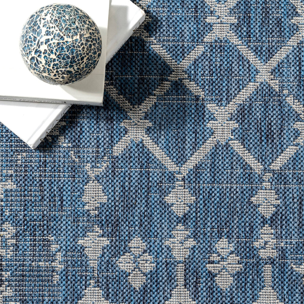 Charcoal Grey Moroccan Trellis Area Rug M5672
