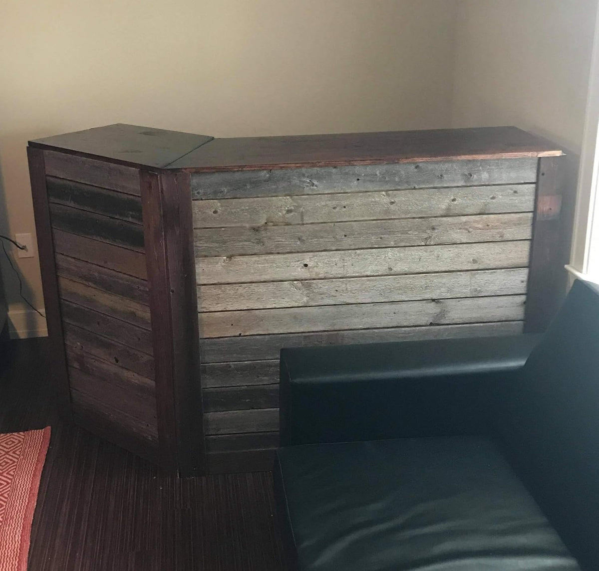 Reclaimed Barn Wood Wall Paneling Planks 46 Square Feet O111933