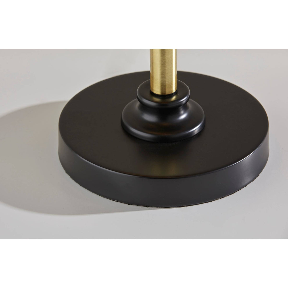 Black Cap Floor Lamp Q66299